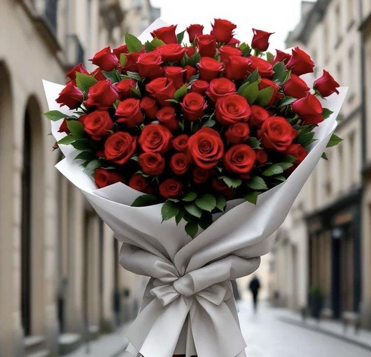 Corporate meeting room with carefully timed floral arrangements that maintain elegance throughout business hours